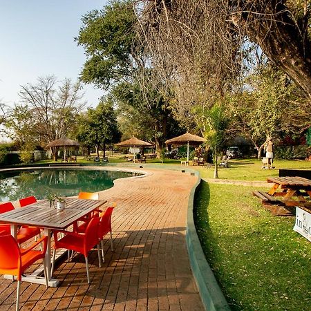 Victoria Falls Rest Camp And Lodges Exteriör bild